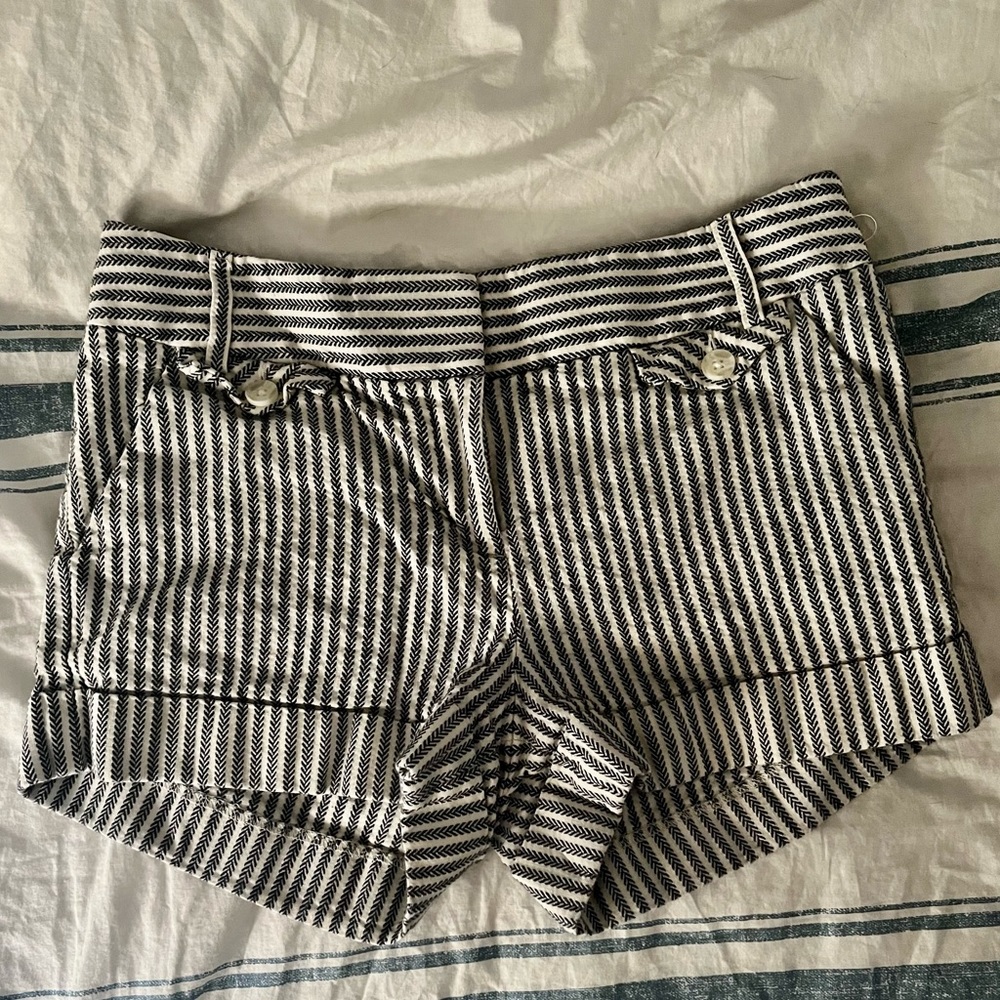 Express stripe short size 2 🦋